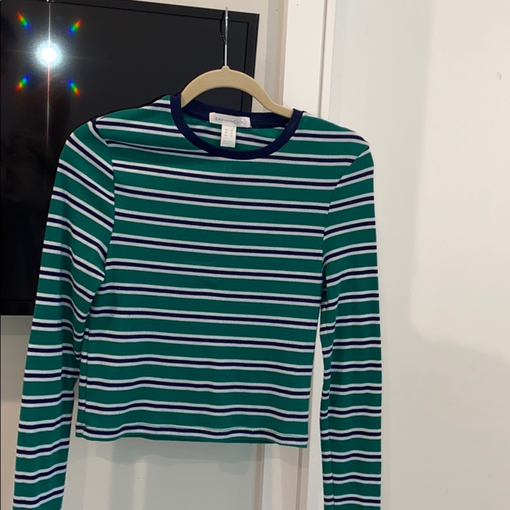 sws essentials green top